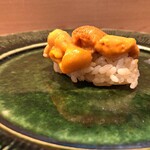 うを徳 - 雲丹（握り）