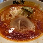 屋台とんこつらーめん めん吉 - 超辛い「豚辛子らーめん」