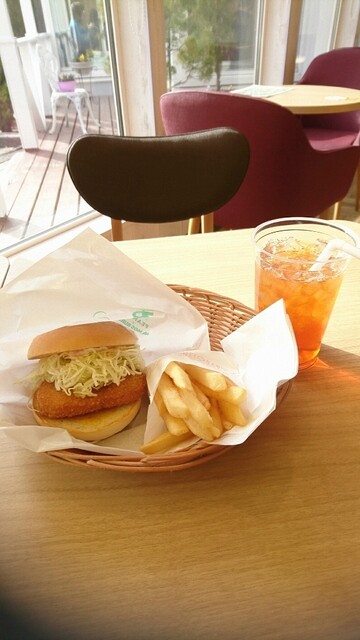 モスバーガー 千歳サーモンパーク店 千歳 ハンバーガー 食べログ