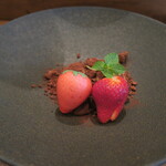 モンプチコションローズ - 苺の飴細工