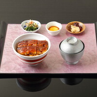 活うなぎ丼　並