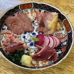 旬ものと日本酒 とみ笑 - 宮崎の鶏刺し