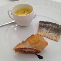 フランス料理 壺中天 - 