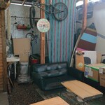 エルイーエフトウキョウ - 内観