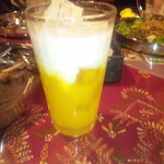 ガラムマサラ - マンゴーラッシー