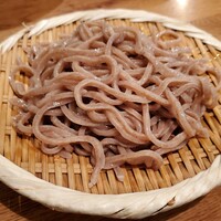 自家製粉石臼挽きうどん 青空blue 本店 - 粗挽きざるうどん