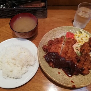 三軒茶屋でランチに使えるハンバーグ ランキング 食べログ