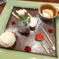 フタツボシ - デザート盛り合わせ