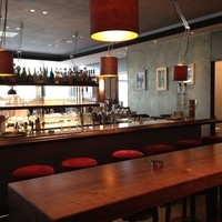 37 Steakhouse & Bar - 