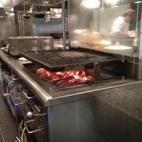 37 Steakhouse & Bar - 