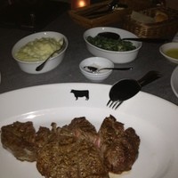 37 Steakhouse & Bar - 