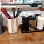 麺処さとう - 卓上