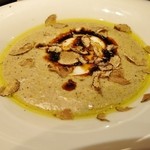 俺のフレンチ EBISU - 滑らかなトリュフのポレンタ　温玉添え