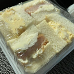 ペッパーズパントリー - 料理写真:エビ・タマサンド！
ふわふわの食パン(^^)