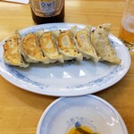 ぎょうざの満洲 - 瓶ビール＆焼餃子