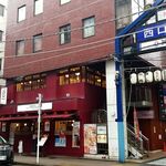 カフェベローチェ - 神田駅西口商店街と内神田中央通りの交差点角