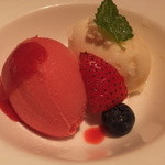 リュクス　タジマヤ - ジェラート２種、とっても癒されるお味でした(ﾉ*^▽^*)ﾉ（'12.09月より）