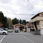 タイ料理 サラータイ - ローソン横から