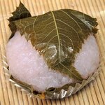 シャトレーゼ - シャトレーゼ 「朝生特選桜餅」