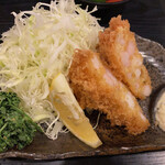 やはらかとんかつ綾 - 海老かつ　420円ドレッシングはゆずとわさびの2種類あり