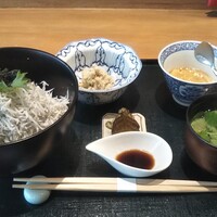 お料理 とみやま - 釜揚げしらす丼御膳