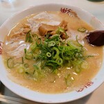 味の名門 - 令和3年3月
            特製チャーシュー麺 880円