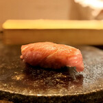 鮓 きずな - 静岡 下田 本鮪 中トロ