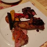 Bar Espanol LA BODEGA - 肉の盛り合わせ
