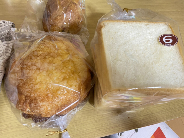 巨大メロンパンは普通でした。』by ぱんとおやつん : パン工房