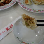 餃子の王将 - 見た目じゃこの旨さは分からないでしょうね