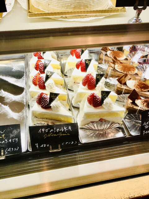 メニュー写真 パティスリー リヨン 十番丁店 Lyon 和歌山市 ケーキ 食べログ メニュー写真 パティスリー リヨン 十番丁店 Lyon 和歌山市 ケーキ 食べログ