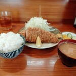 とんかつ逸業 - 