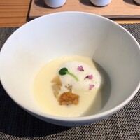 ルアン NIPPONIA HOTEL 奈良 ならまち - スープ：新玉ねぎのポタージュ 奈良漬けの香り