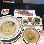 鯛白湯らーめん ○de▽ - きらりと肉寿司、燻製玉子