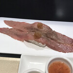 鯛白湯らーめん ○de▽ - 肉寿司