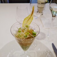 ソンブルイユ TOKYO - スープ　コンソメジュレと春野菜のヴルテ