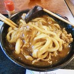 手打おぴっぴ - うどんとカレーを絡ませる時は飛び跳ね注意‼︎