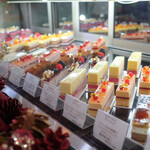 Patisserie L'essentielle - 綺麗なケーキたち