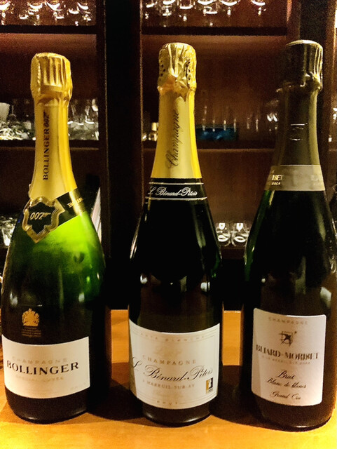 Wine Bar Noam ノーム 心斎橋 ワインバー ネット予約可 食べログ