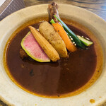 ポニピリカ - 皮がぱりっとしたチキンカレー　1,300円