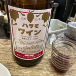 まくら とよかつ - ハラモワインの赤の一升瓶はここでしか飲めない