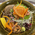 ひさご寿し - 殻付き赤貝