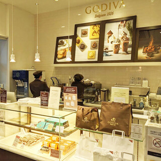 4月でも雨の日は肌寒い By 7gのop ゴディバ 土岐プレミアム アウトレット店 土岐市 チョコレート 食べログ 4月でも雨の日は肌寒い By 7gのop ゴディバ 土岐プレミアム アウトレット店 土岐市 チョコレート 食べログ