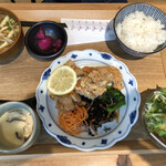 Ichi No Ichi Shokudou - 唐揚げ定食