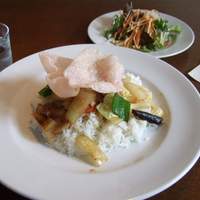 coci - タイ風野菜炒めかけご飯