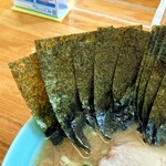 ラーメン六角家 - 海苔増しは7枚100円。