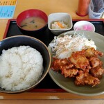 タコシュー - からあげ定食（550円）