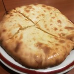 Adarusa - チーズナン