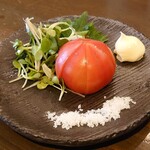 飲んべぇ食堂 らくだ屋 - アメーラトマト