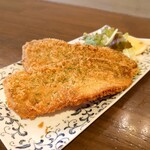 飲んべぇ食堂 らくだ屋 - アジフライ